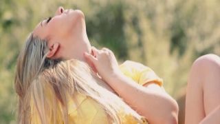 Interesting Brunette Blowjob with Beautifying Facial! tereza grande